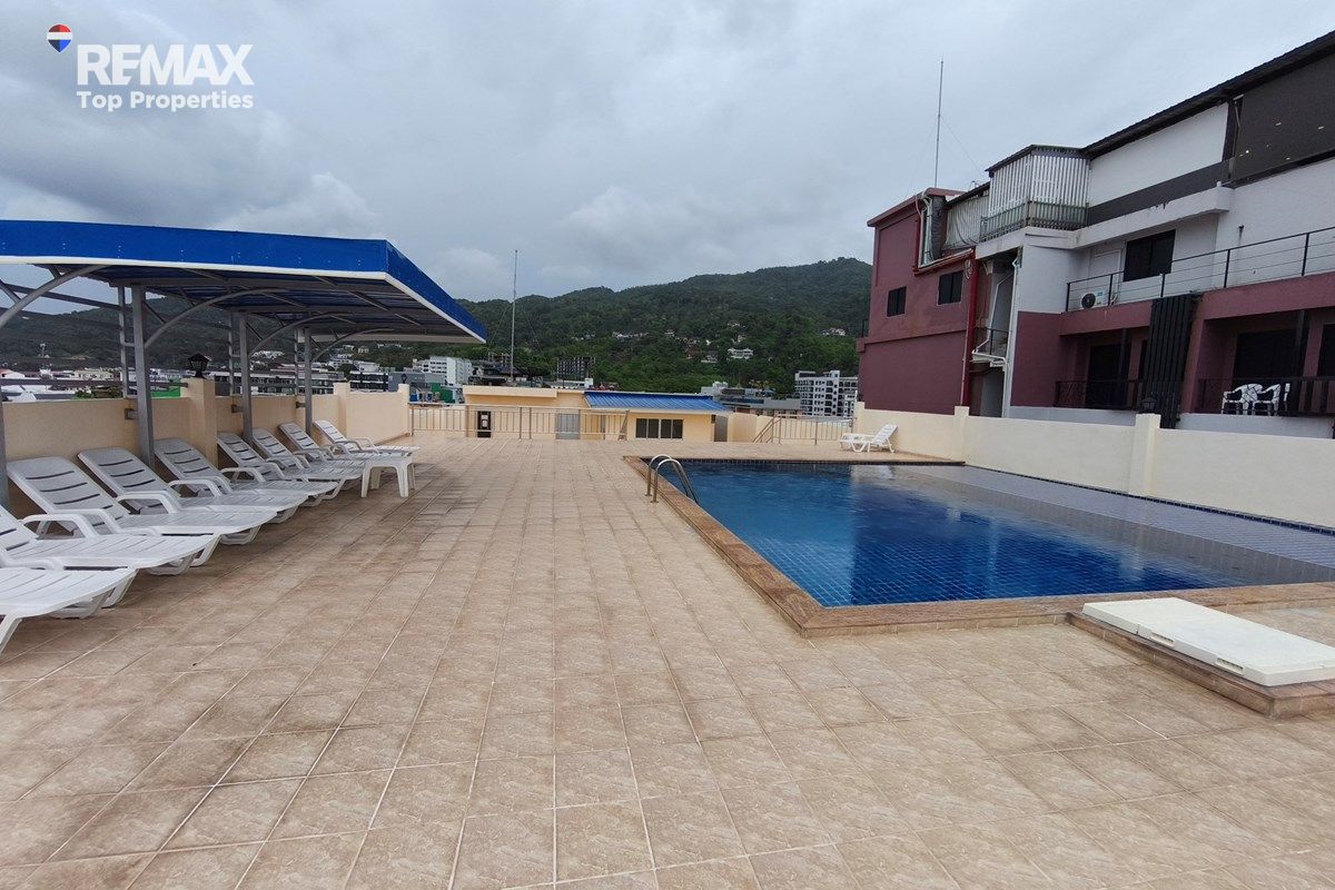 Urban Oasis: 2-Bed Condo in the center of Patong, Phuket 46