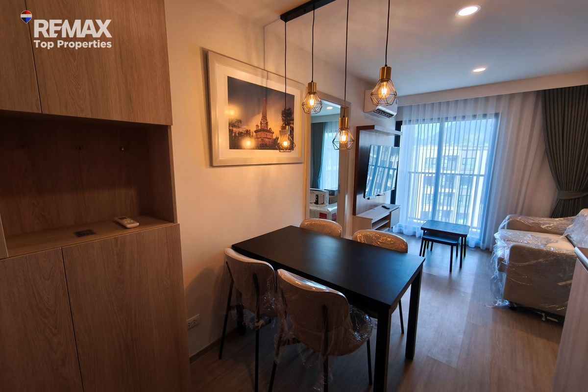 Fully Furnished Condo for Rent in The Origin Kathu with Pool View 12