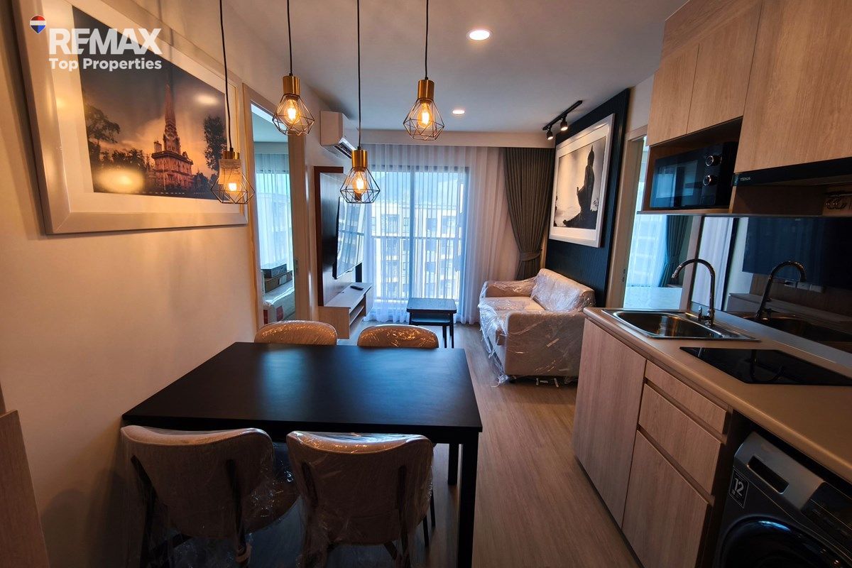 Fully Furnished Condo for Rent in The Origin Kathu with Pool View 13