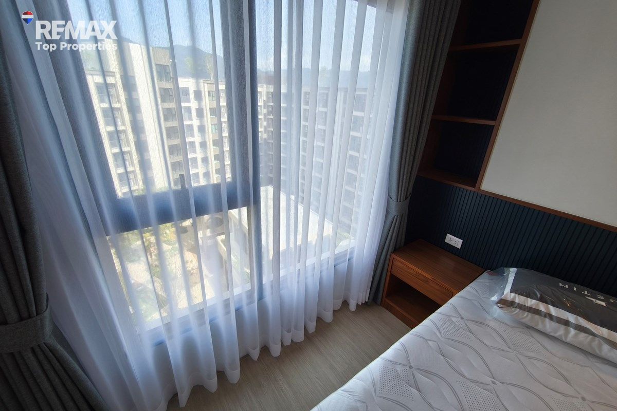 Fully Furnished Condo for Rent in The Origin Kathu with Pool View 23