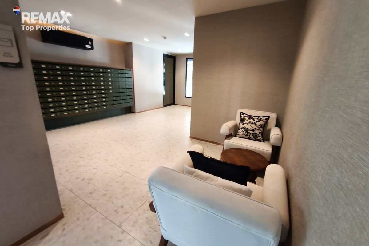 Fully Furnished Condo for Rent in The Origin Kathu with Pool View 39