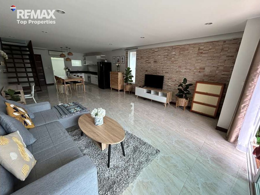 Mountain View Townhouse near Kamala Beach and Phuket Fantasea 10