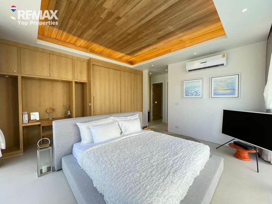 Luxury Villas for Sale Near Bang Tao Beach and Catch Beach Club, Phuket 11