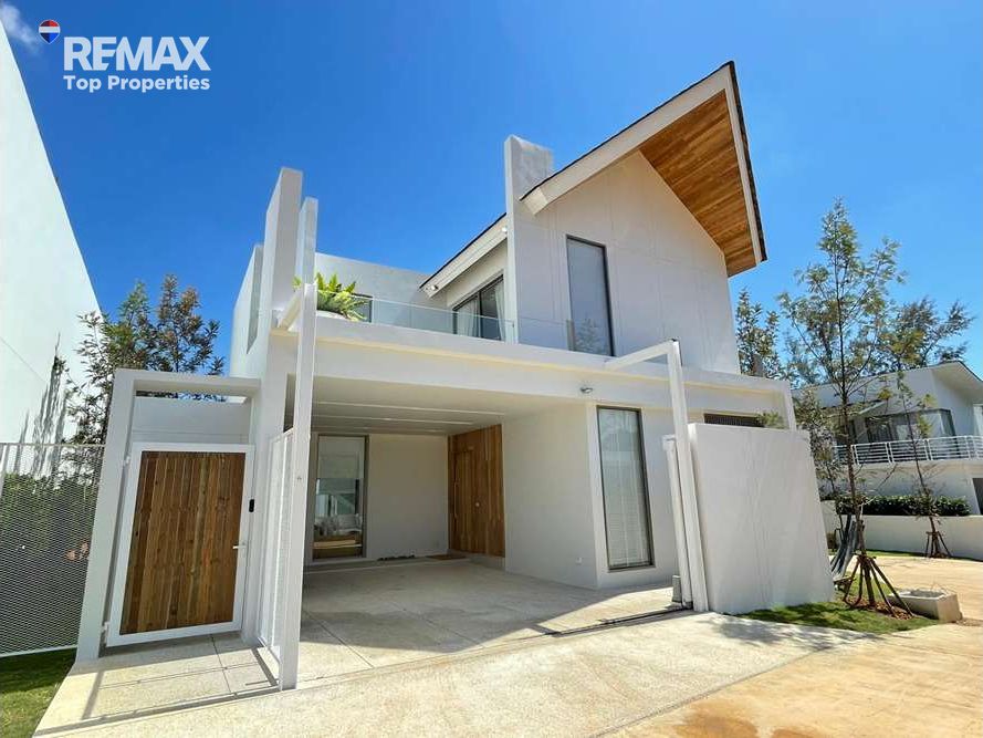 Luxury Villas for Sale Near Bang Tao Beach and Catch Beach Club, Phuket 17