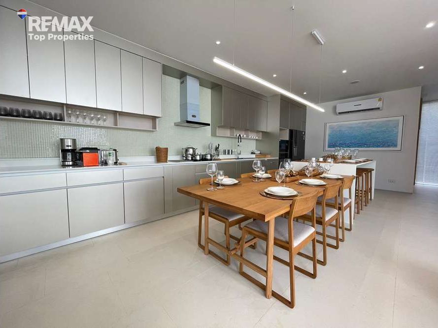 Luxury Villas for Sale Near Bang Tao Beach and Catch Beach Club, Phuket 4