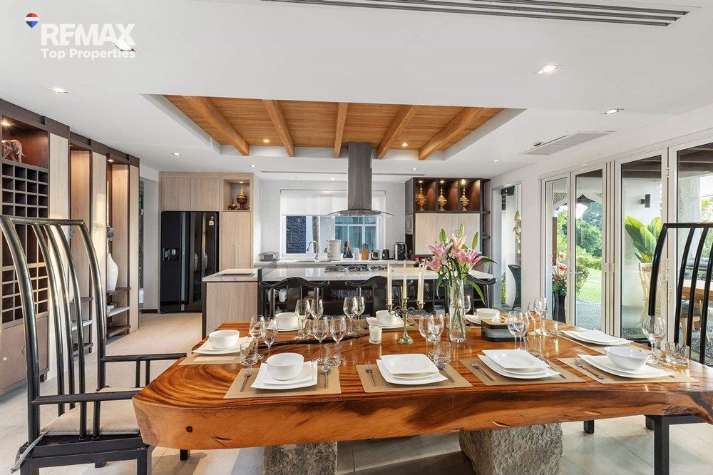 Oceanfront Seaview Villa in Kalim, Patong - Prime Location 19