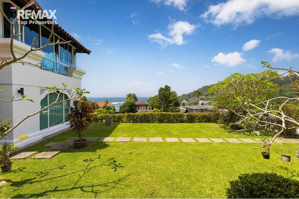 Oceanfront Seaview Villa in Kalim, Patong - Prime Location 23