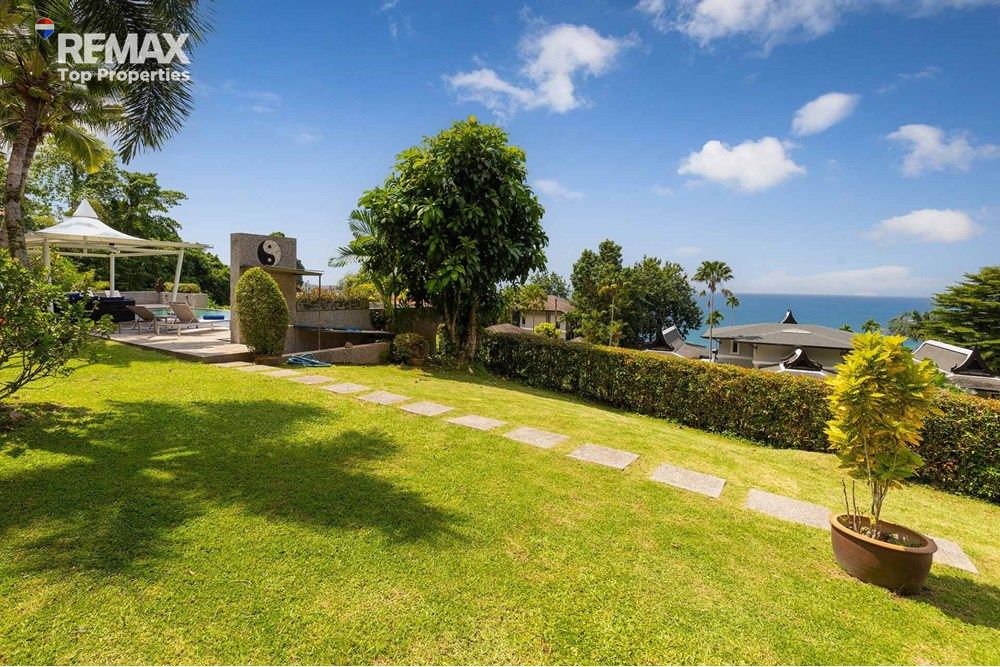 Oceanfront Seaview Villa in Kalim, Patong - Prime Location 28