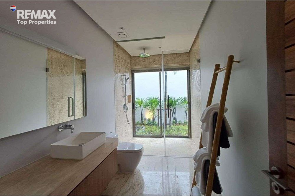 Investment Opportunity: Villa at Anchan Flora by Trusted Developer in Phuket 4