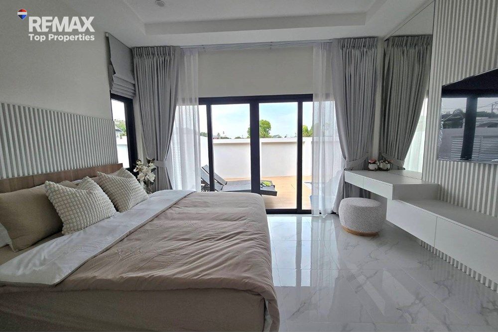 Naiharn Beach,Retirement home,ISP International School 25