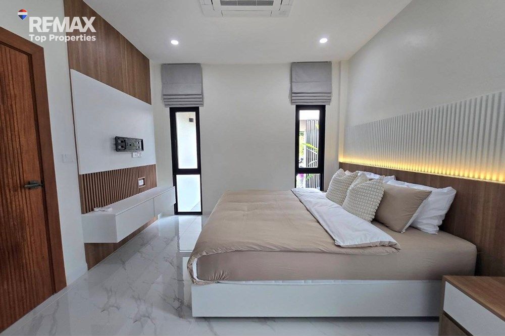 Naiharn Beach,Retirement home,ISP International School 26