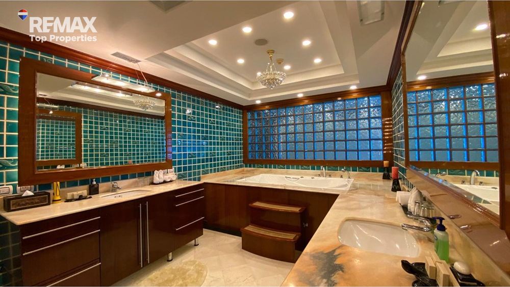 Penthouse Paradise: Patong’s Most Exclusive Ocean-View Residence! 28