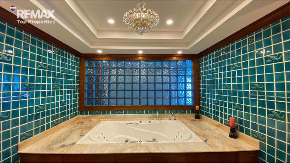 Penthouse Paradise: Patong’s Most Exclusive Ocean-View Residence! 30