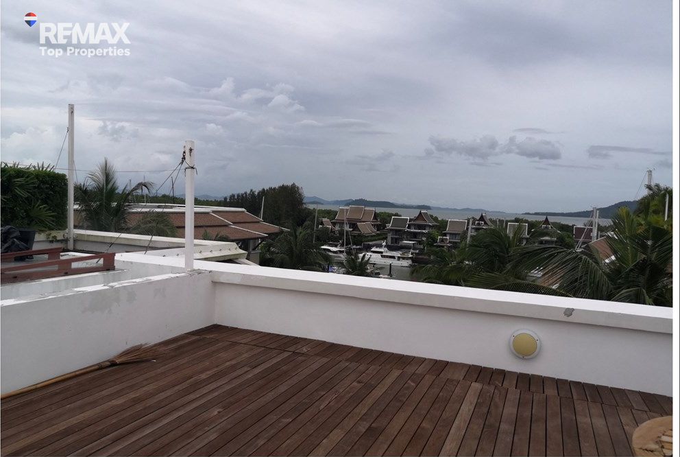 2Bed Waterfront Condo, Royal Phuket Marina 10