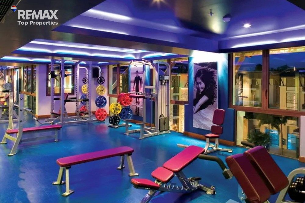 2Bed Waterfront Condo, Royal Phuket Marina 12