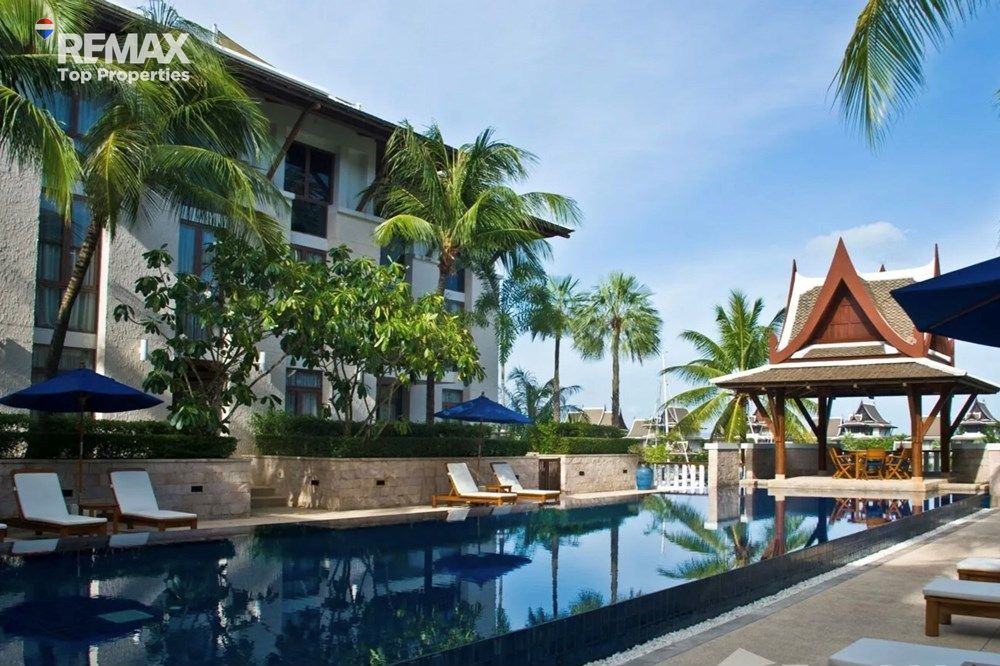 2Bed Waterfront Condo, Royal Phuket Marina 16