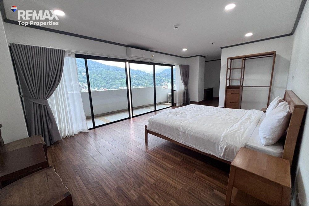 Patong Tower Condo for Rent on Bangla Road, Phuket 11