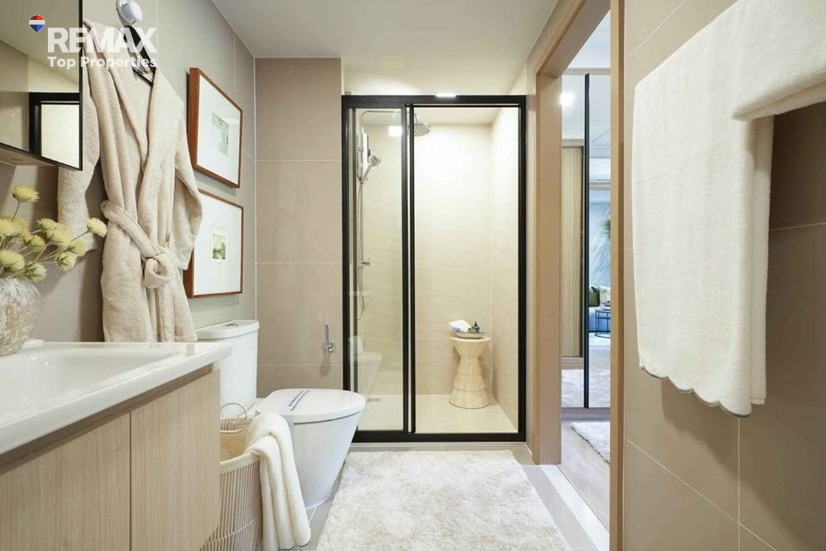 Modern Pet-Friendly Condo Available for Sale in Surin 10