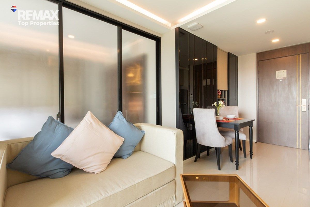 Sea View Condo for Sale at Surin Beach, Phuket 8