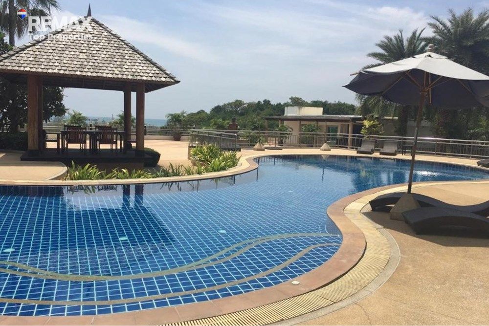 Seaview Condo for Sale in Cape Panwa - Oceanfront Living 21