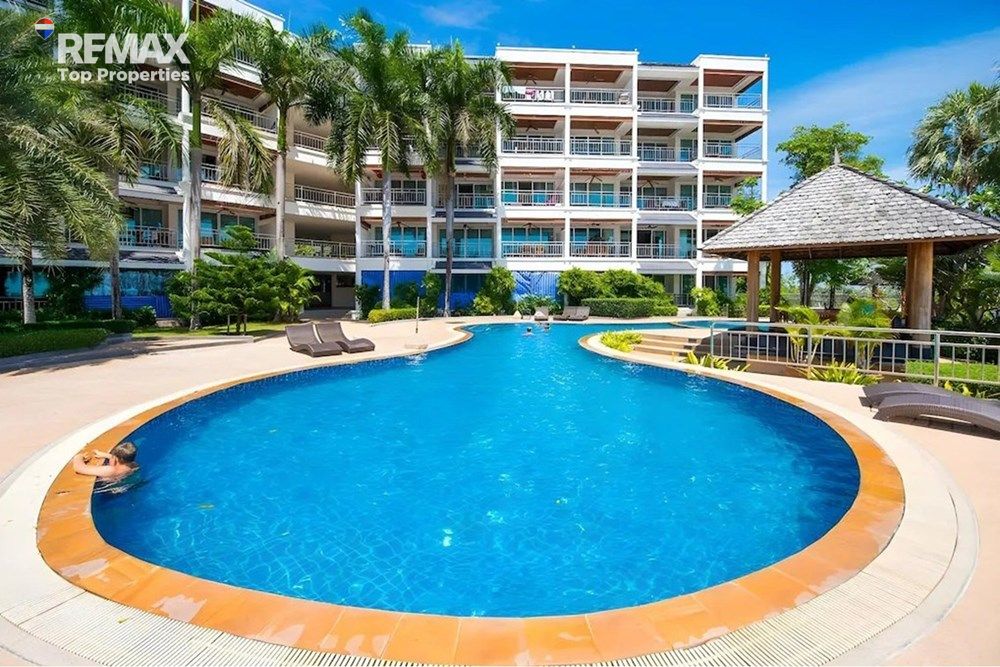 Seaview Condo for Sale in Cape Panwa - Oceanfront Living 3