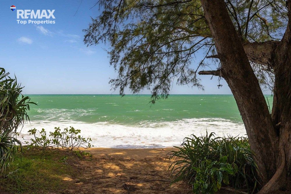 Beach Front Penthouse for Sale at MaiKhao Beach, Phuket, Thailand 27