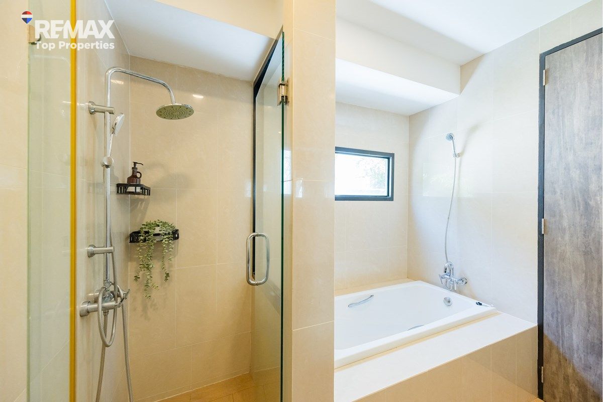 Two Level Villa with Private Pool Near Golf Course in Baan Suan Lochpalm, BISP 25