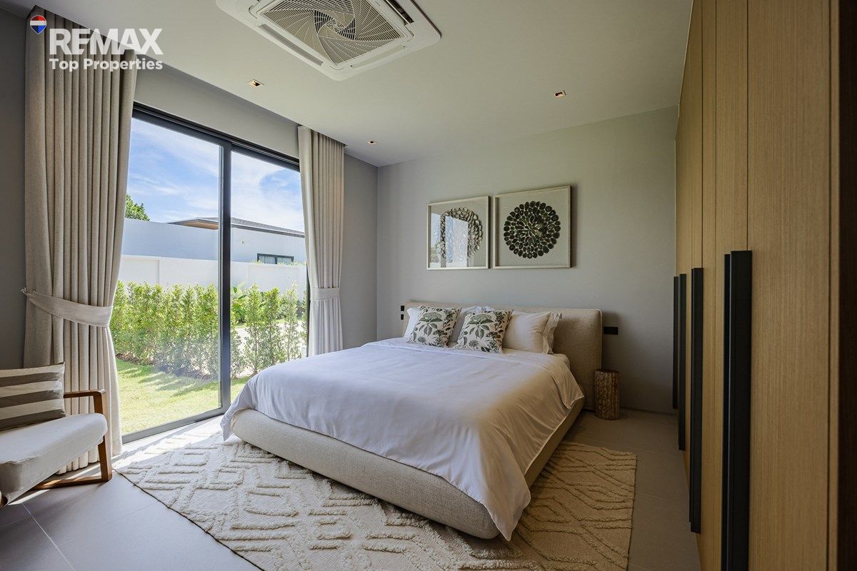 Luxury Living in Phuket, New Botanica Zen Villa 17