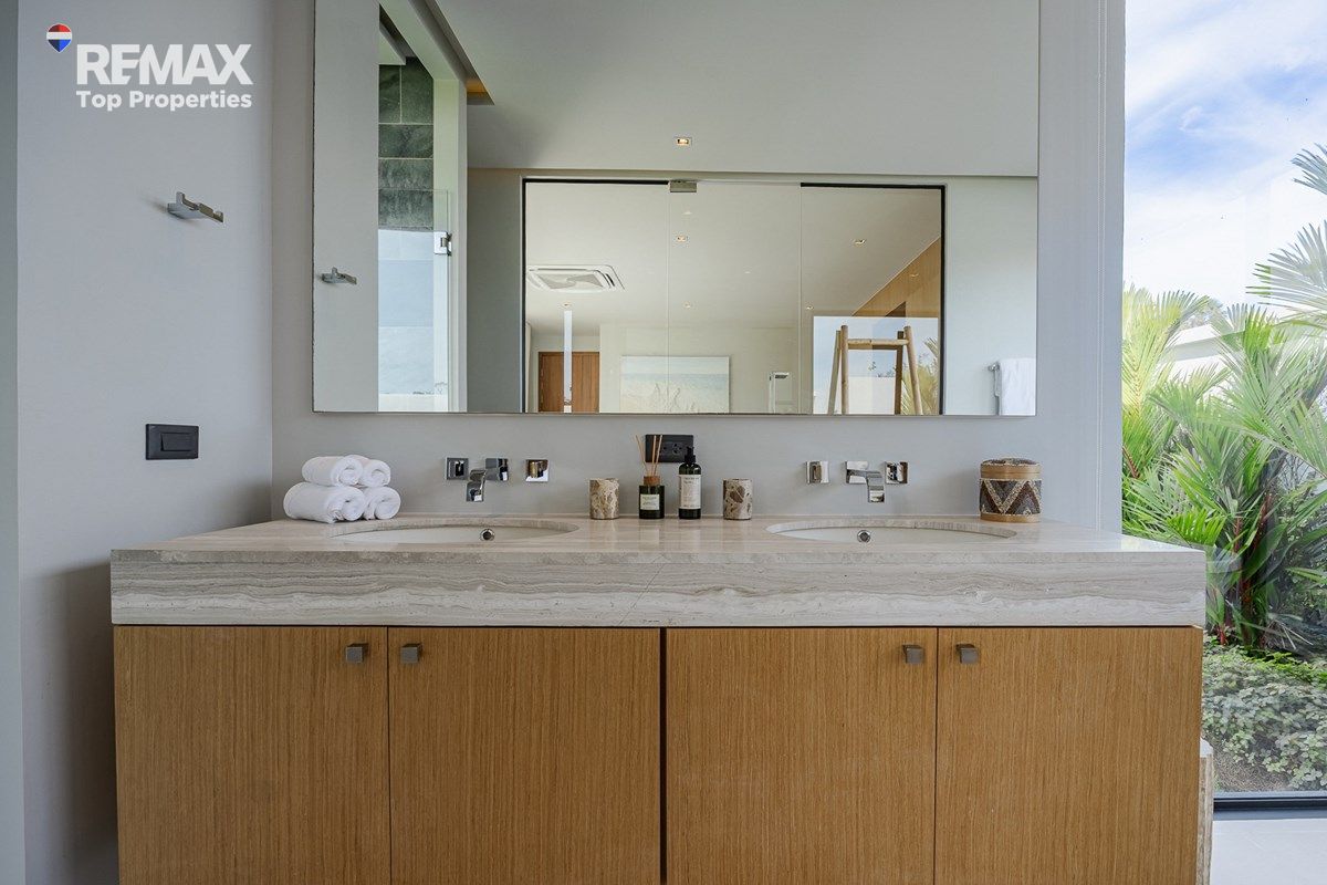 Luxury Living in Phuket, New Botanica Zen Villa 24