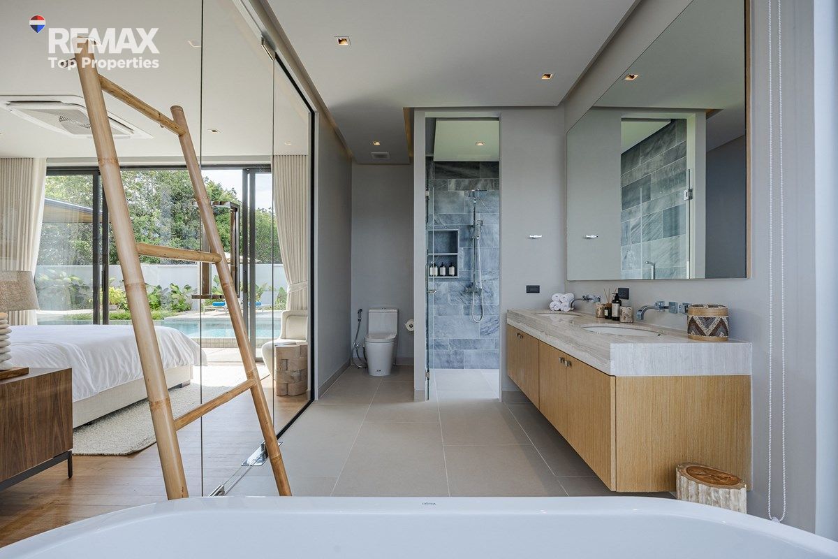 Luxury Living in Phuket, New Botanica Zen Villa 25
