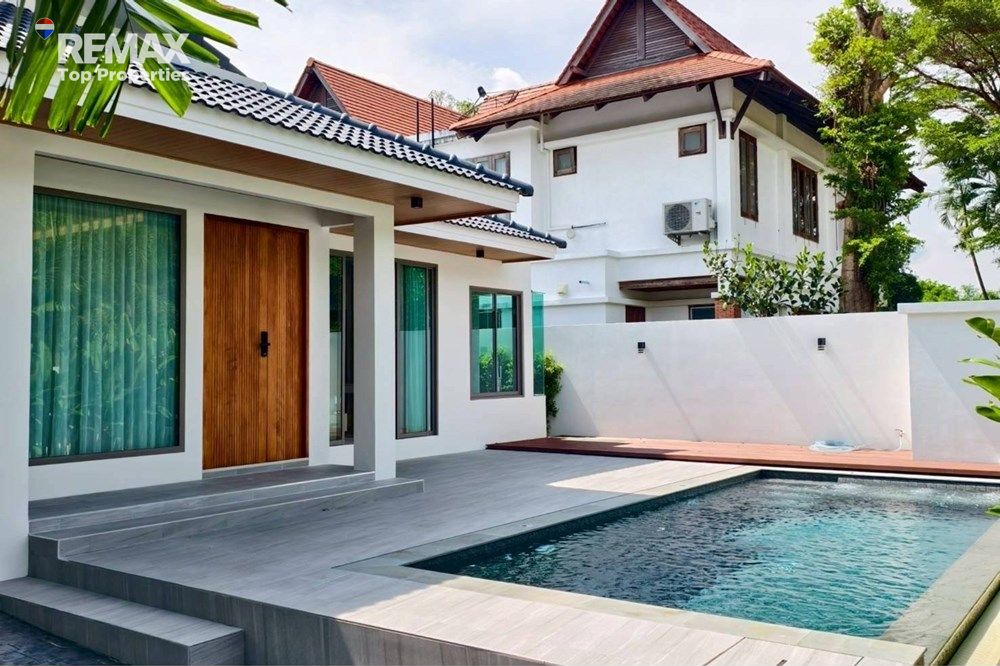 Pool Villa Chalong, BCIS, Oak Meadow 11