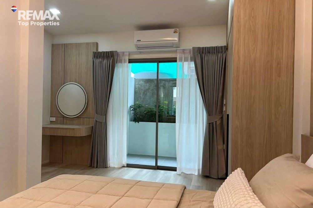 Pool Villa Chalong, BCIS, Oak Meadow 17