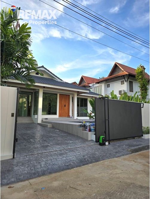 Pool Villa Chalong, BCIS, Oak Meadow 24