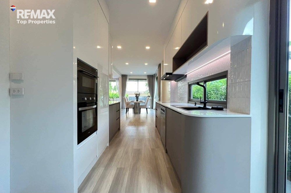 Pool Villa Chalong, BCIS, Oak Meadow 5