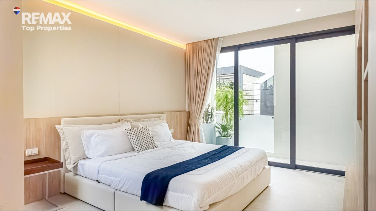 Modern Family Villa with Pool Minutes from Oak Meadow School, Chalong 28