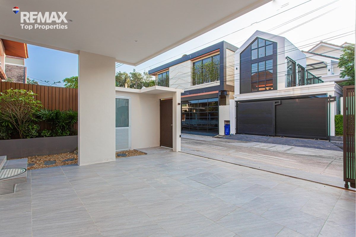 Modern Family Villa with Pool Minutes from Oak Meadow School, Chalong 32
