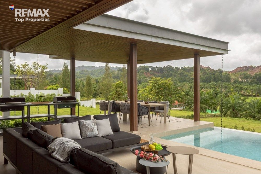 Golf Course Pool Villa Phuket – The Pano LochPalm 3
