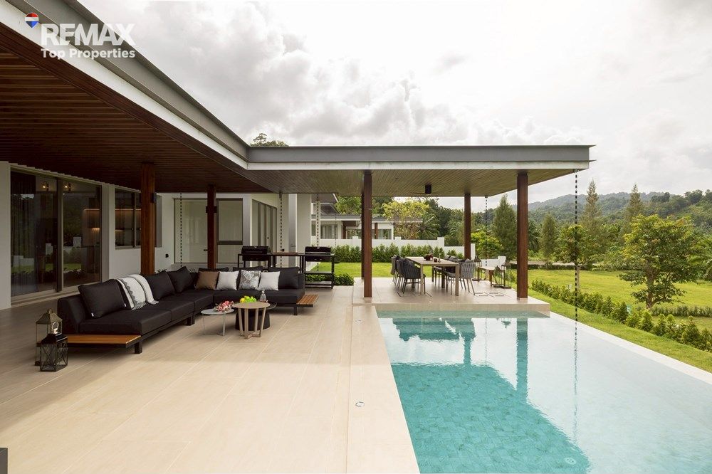 Golf Course Pool Villa Phuket – The Pano LochPalm 5