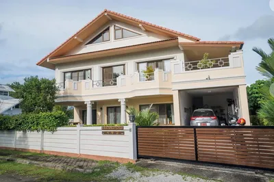 home-for-sale-at-great-value-price-for-families-golfers-and-expats-920081021-138