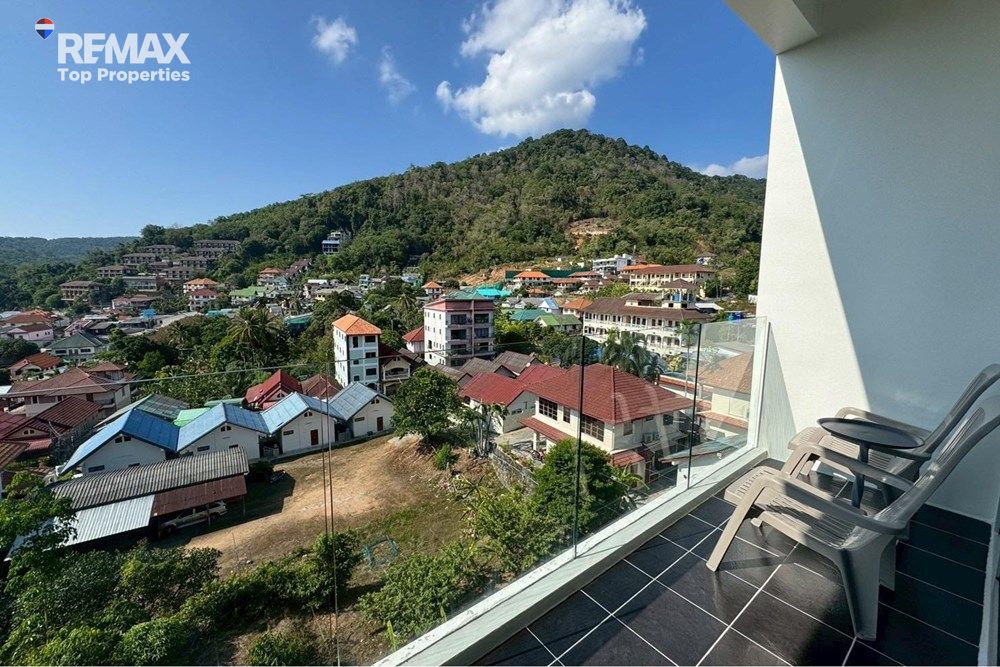 Modern Renovated Condo for Sale Near Karon Beach, Phuket 10
