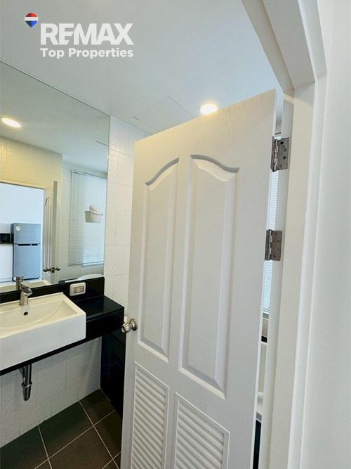 Modern Renovated Condo for Sale Near Karon Beach, Phuket 12