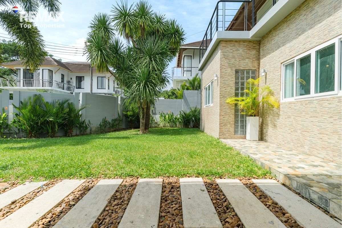 Private pool villa near golf course, Baan Suan Lochpalm,BISP 7