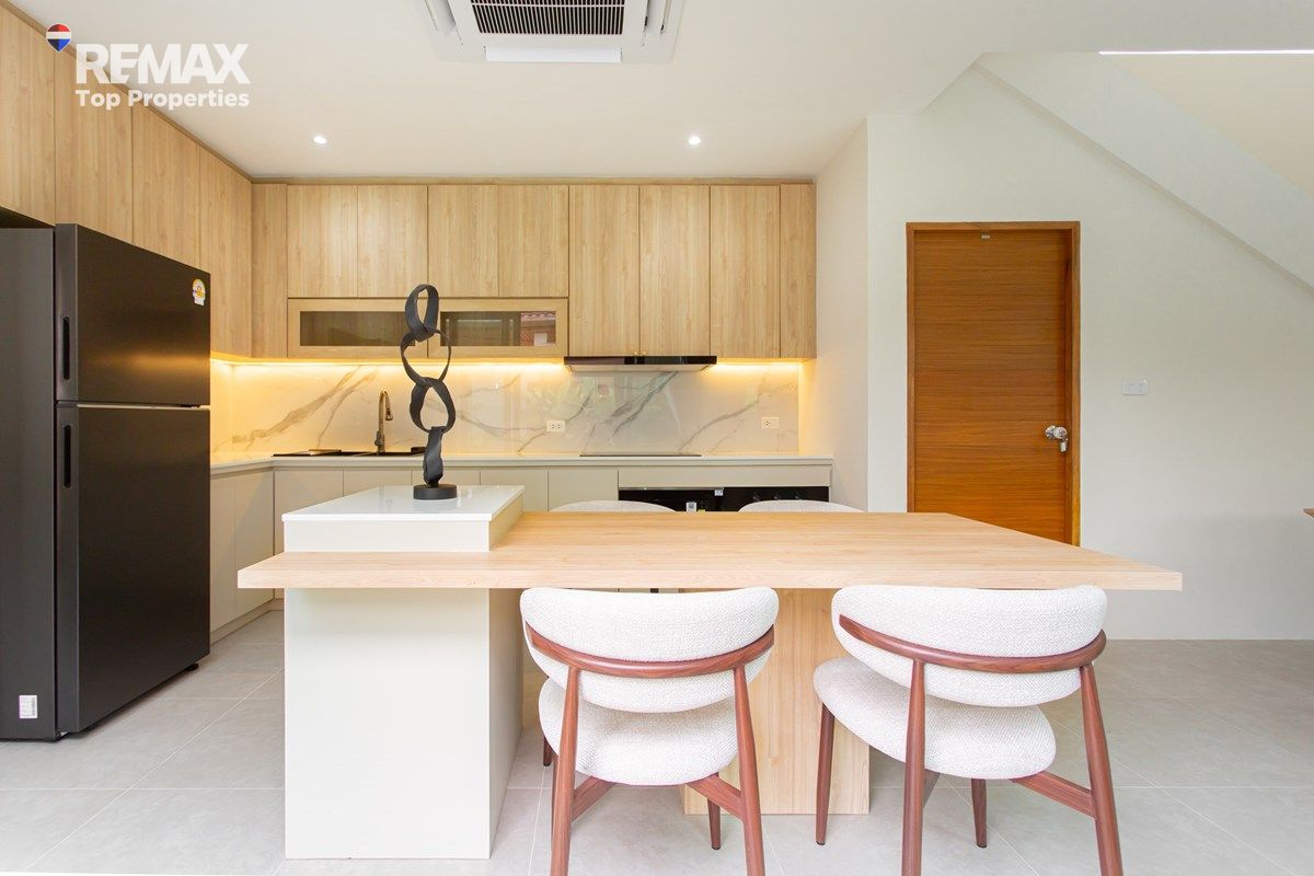 spacious-modern-villa-with-pool-near-oak-meadow-school-chalong-920081021-179 4