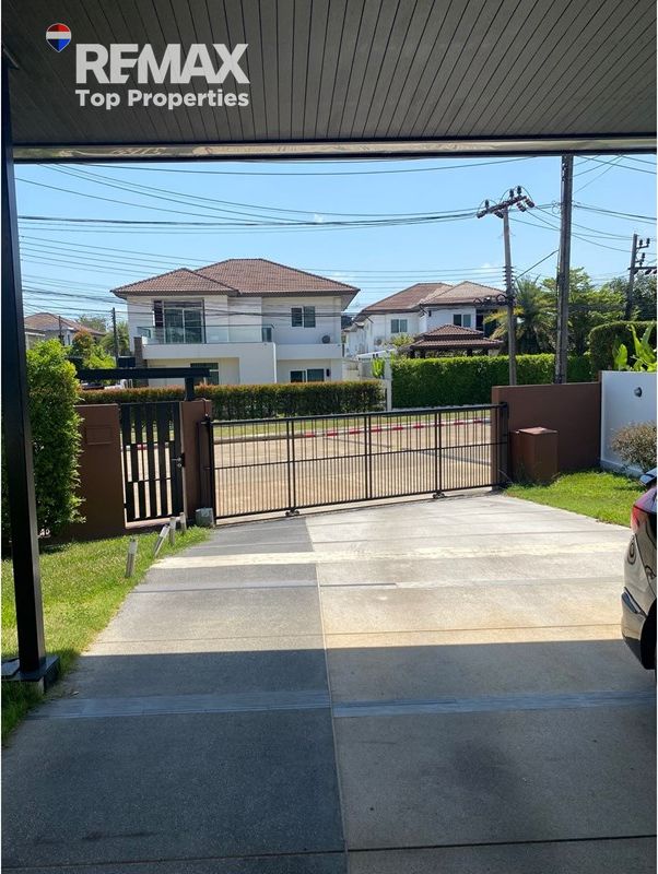 two-level-house-for-rent-in-bisp-phuket-spacious-living-920081021-181 3