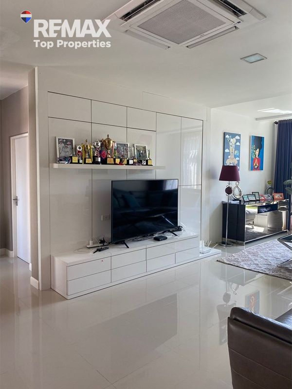 two-level-house-for-rent-in-bisp-phuket-spacious-living-920081021-181 6