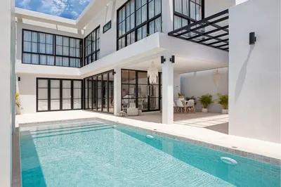 luxurious-modern-villa-with-private-pool-in-rawaii-920081023-17