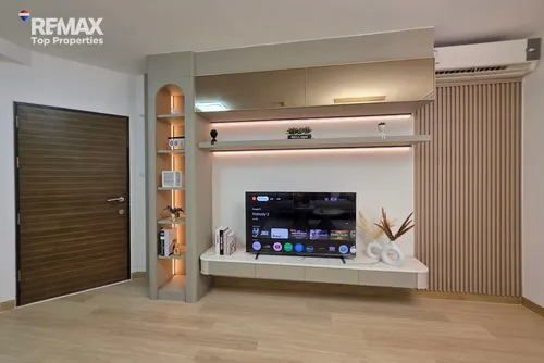 expansive-2-bedroom-corner-condo-in-the-heart-of-the-city-920081025-8