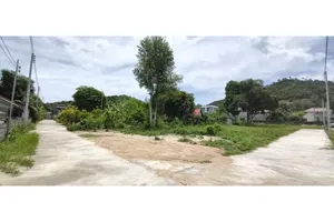 corner-plot-flat-land-for-sale-near-samui-international-airport-920121001-2255