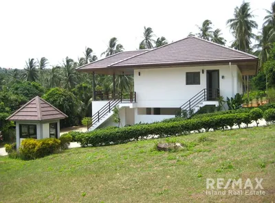 luxurious-mountain-view-villa-with-pool-in-bang-por-koh-samui-ideal-investment-property-re001-2294e