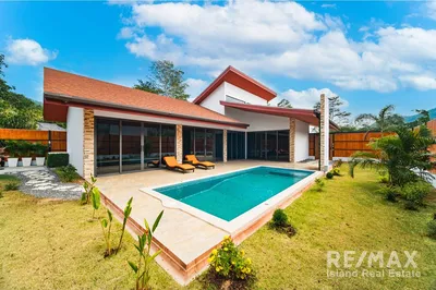 3-bedroom-pool-villa-close-to-international-schools-in-lamai-samui-re001-2335r